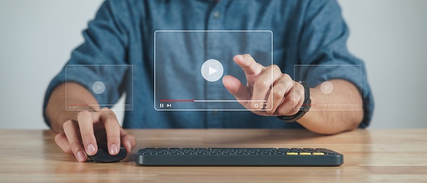 7 Benefits of Embedding YouTube Videos on Your Website